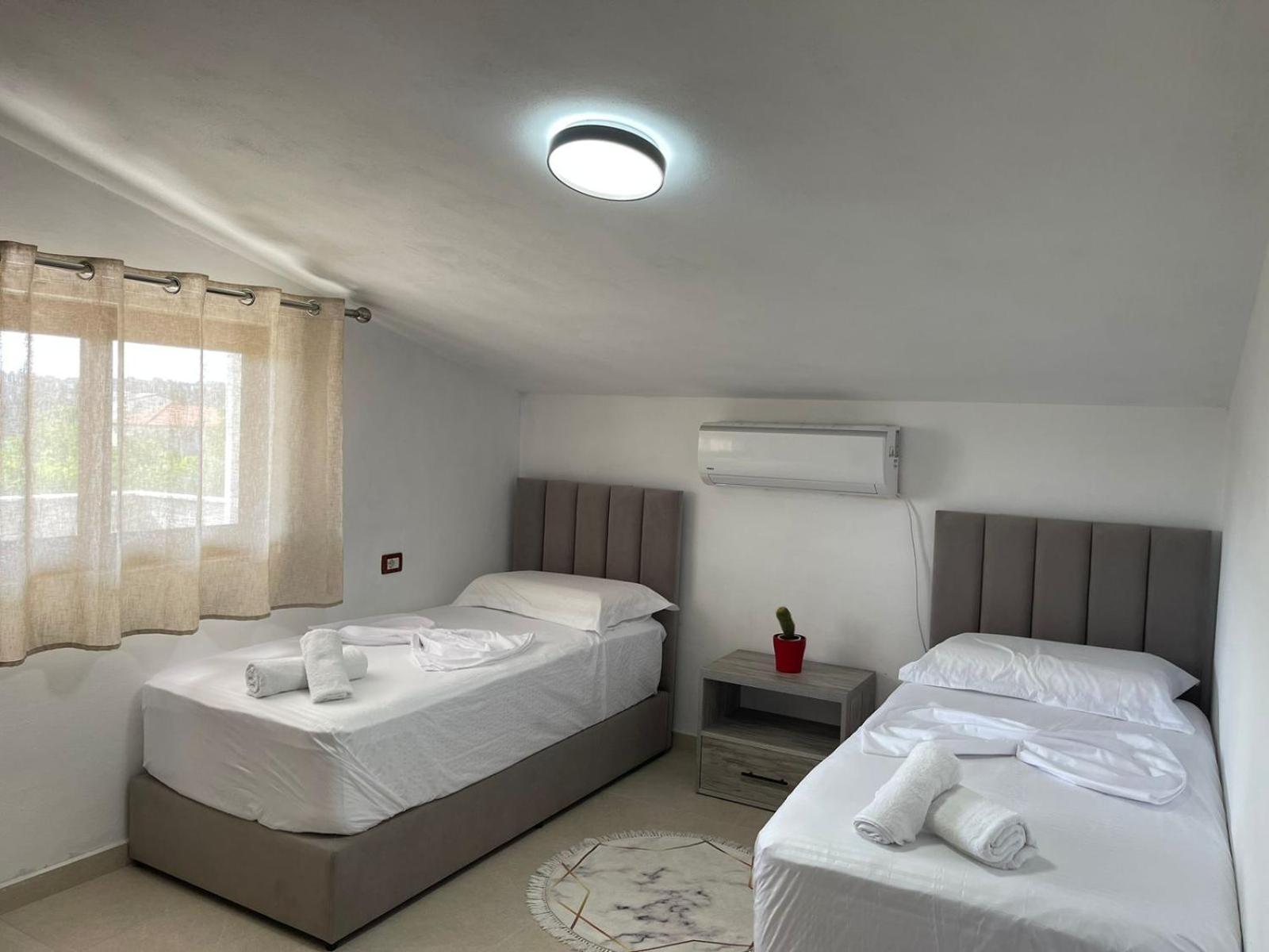 Prela'S Rooms Shkodër Buitenkant foto