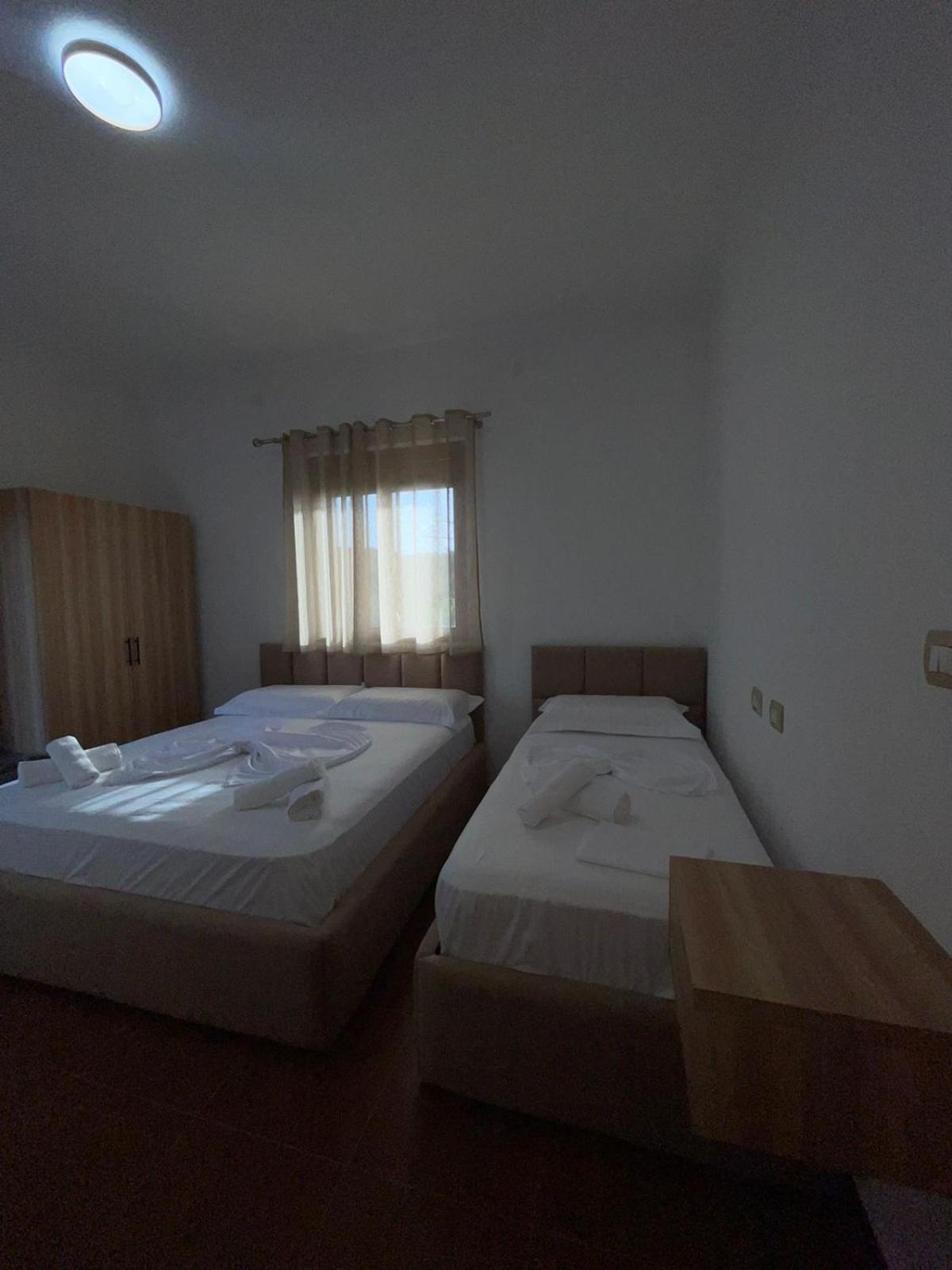 Prela'S Rooms Shkodër Buitenkant foto