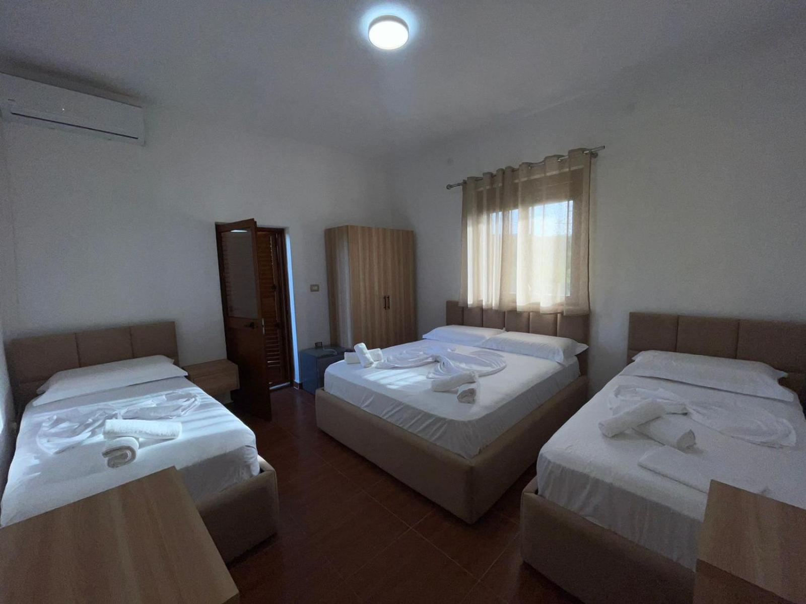 Prela'S Rooms Shkodër Buitenkant foto