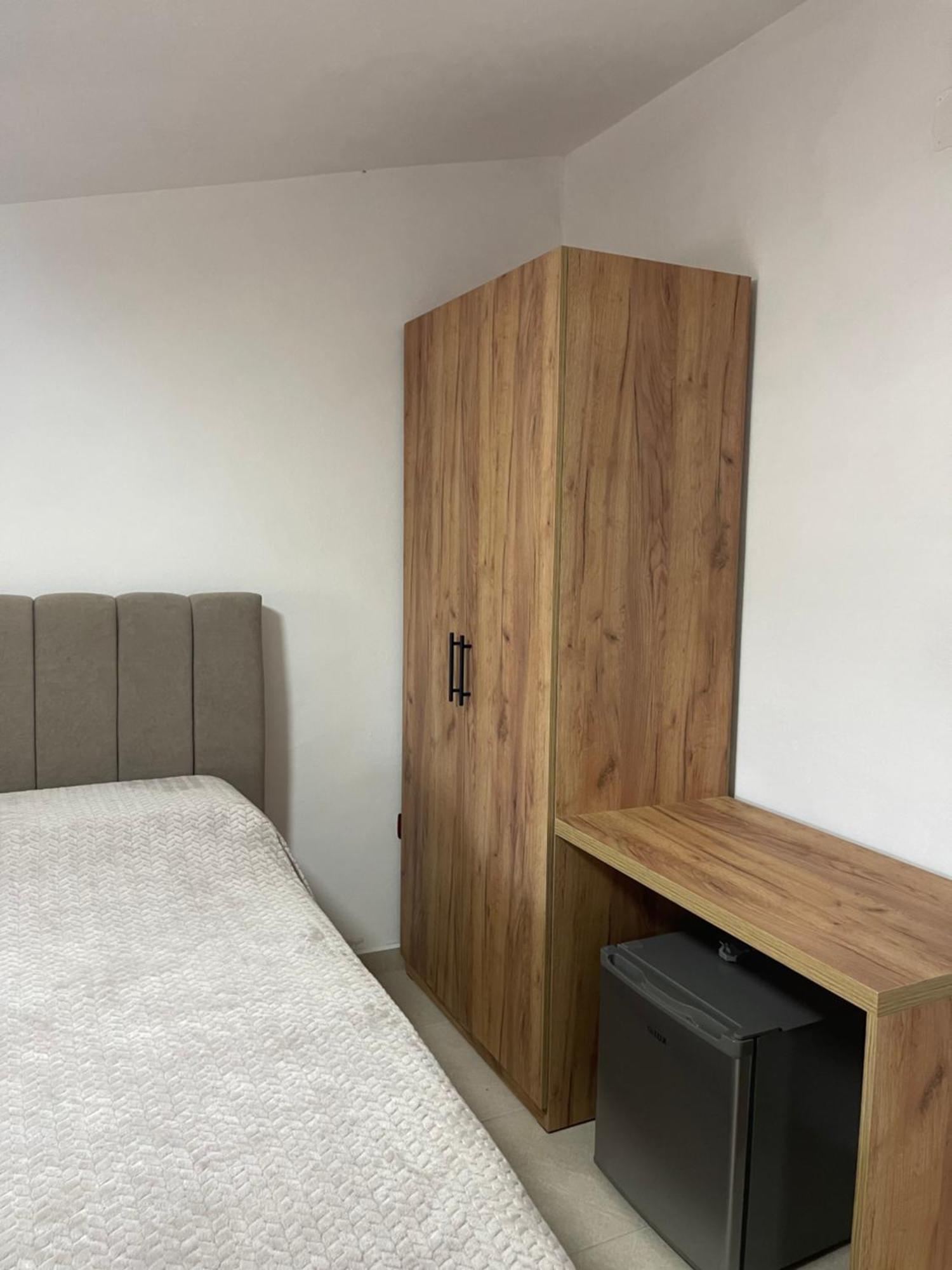 Prela'S Rooms Shkodër Buitenkant foto